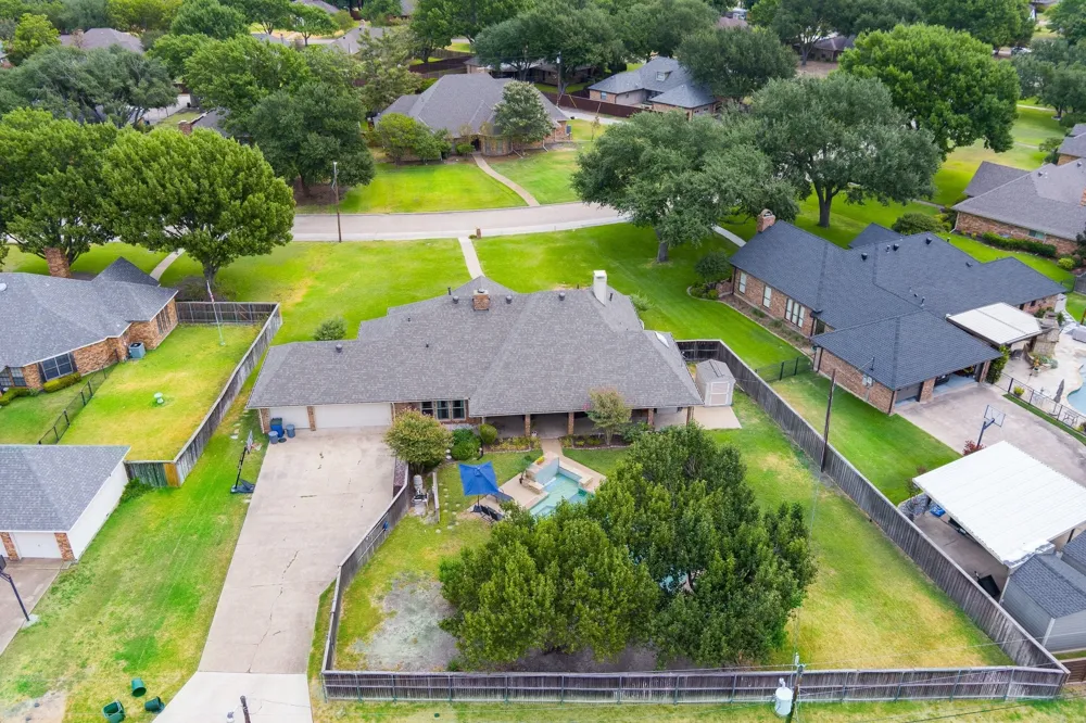 221 Manor Way Sunnyvale, TX 75182