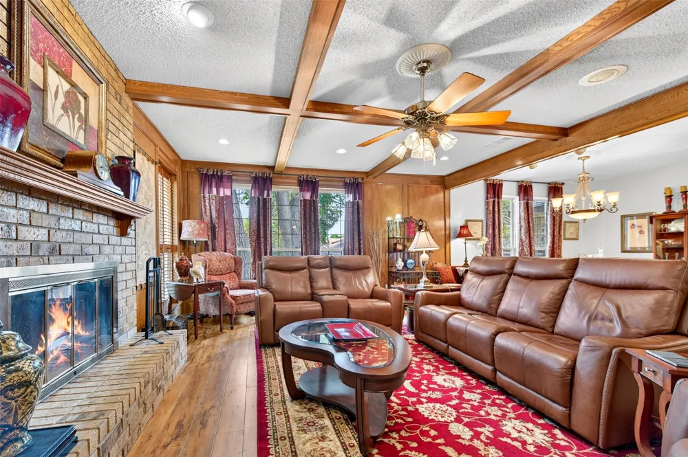 1713 Alameda Court Plano, TX 75074