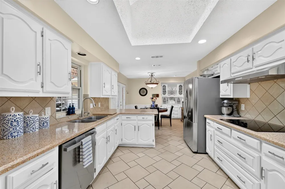 1713 Alameda Court Plano, TX 75074