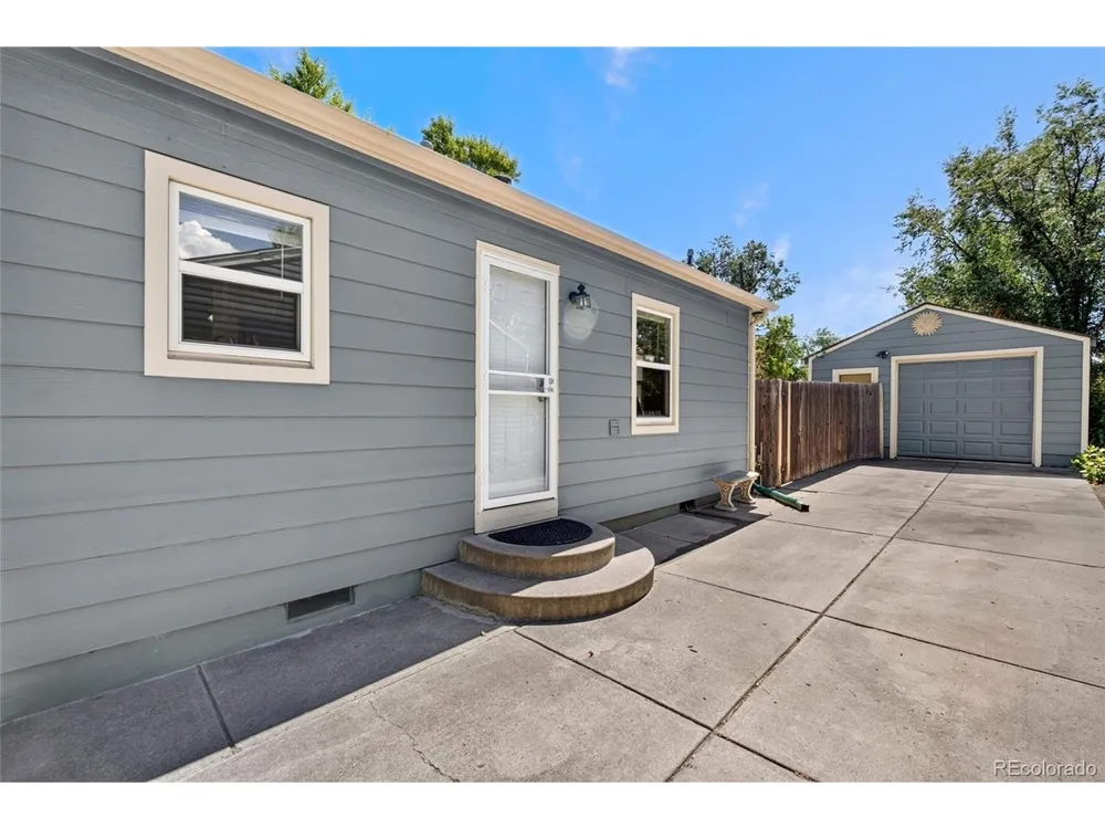 2836 W Irvington Place Denver, CO 80219