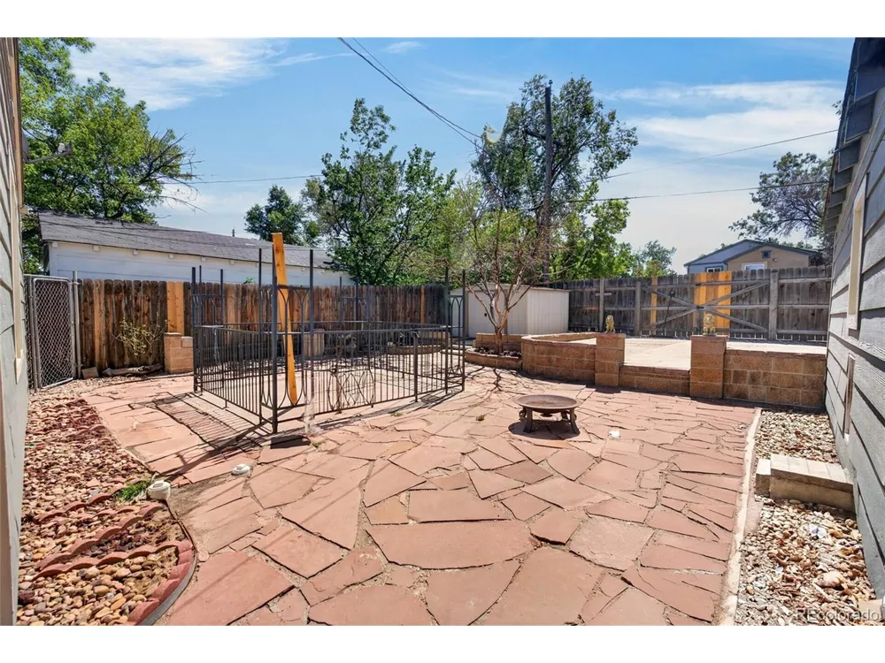 2836 W Irvington Place Denver, CO 80219