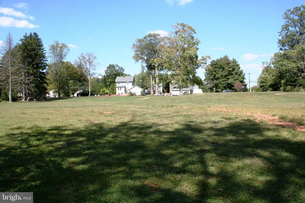 150 W FRANKLIN AVENUE Pennington, NJ 08534