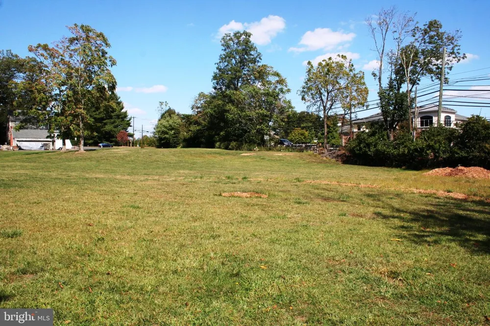 150 W FRANKLIN AVENUE Pennington, NJ 08534