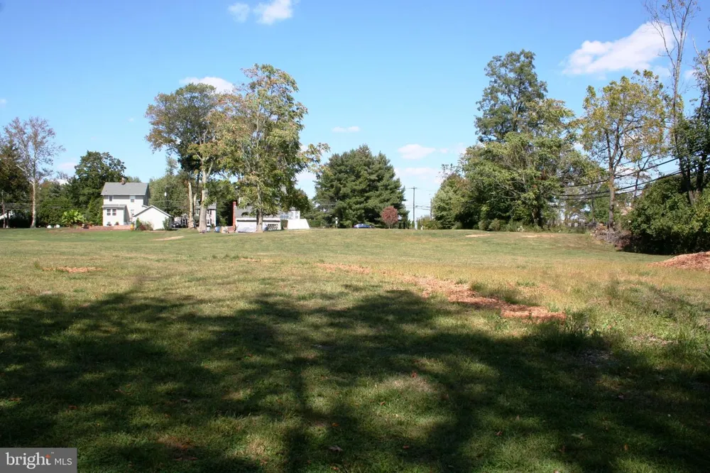 150 W FRANKLIN AVENUE Pennington, NJ 08534