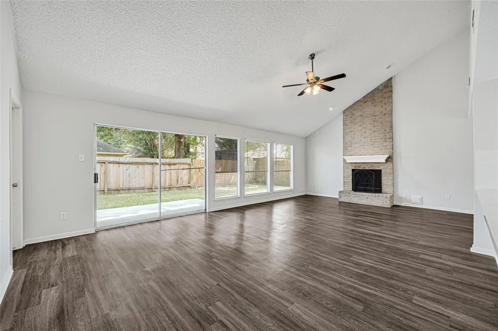 2314 Bright Meadows Drive Missouri City, TX 77489