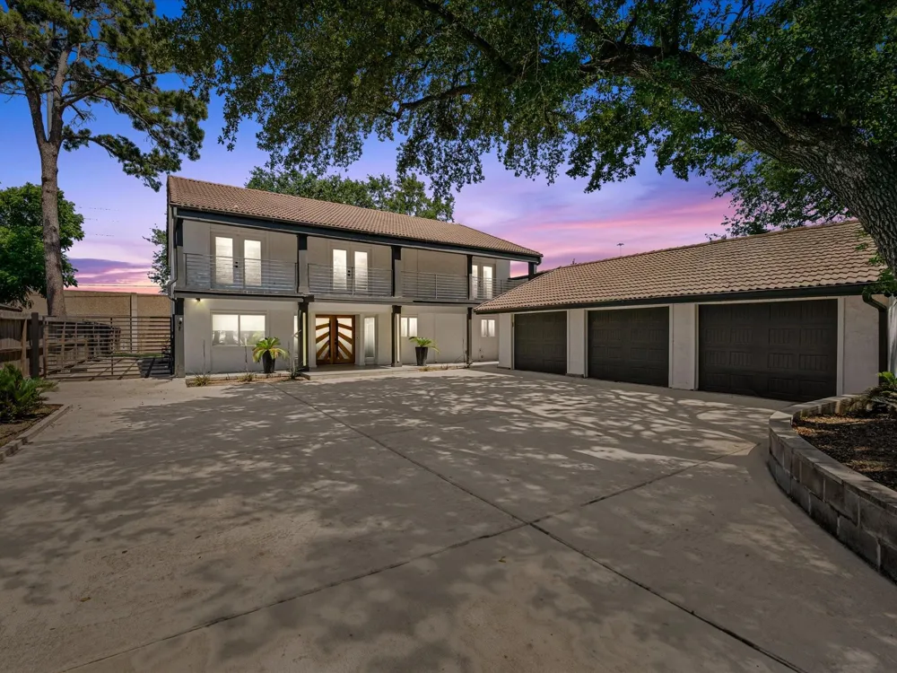 8202 Argentina Street Jersey Village, TX 77040