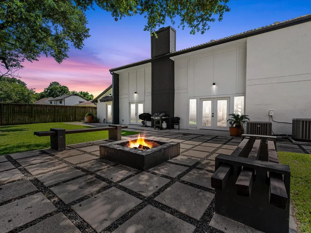8202 Argentina Street Jersey Village, TX 77040