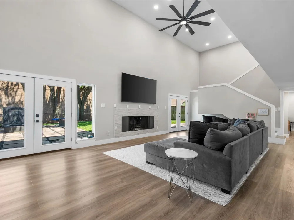 8202 Argentina Street Jersey Village, TX 77040