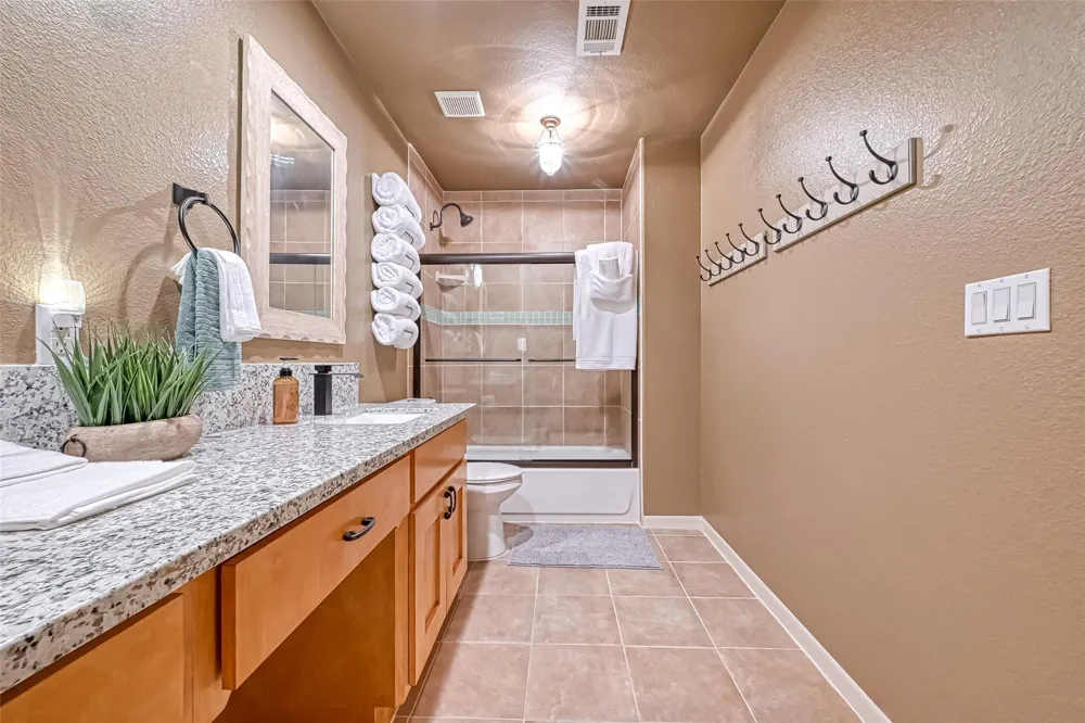 2102 Todville Road #9 Seabrook, TX 77586