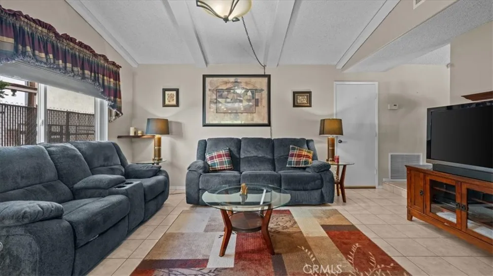 29159 Lotusgarden Drive Canyon Country, CA 91387