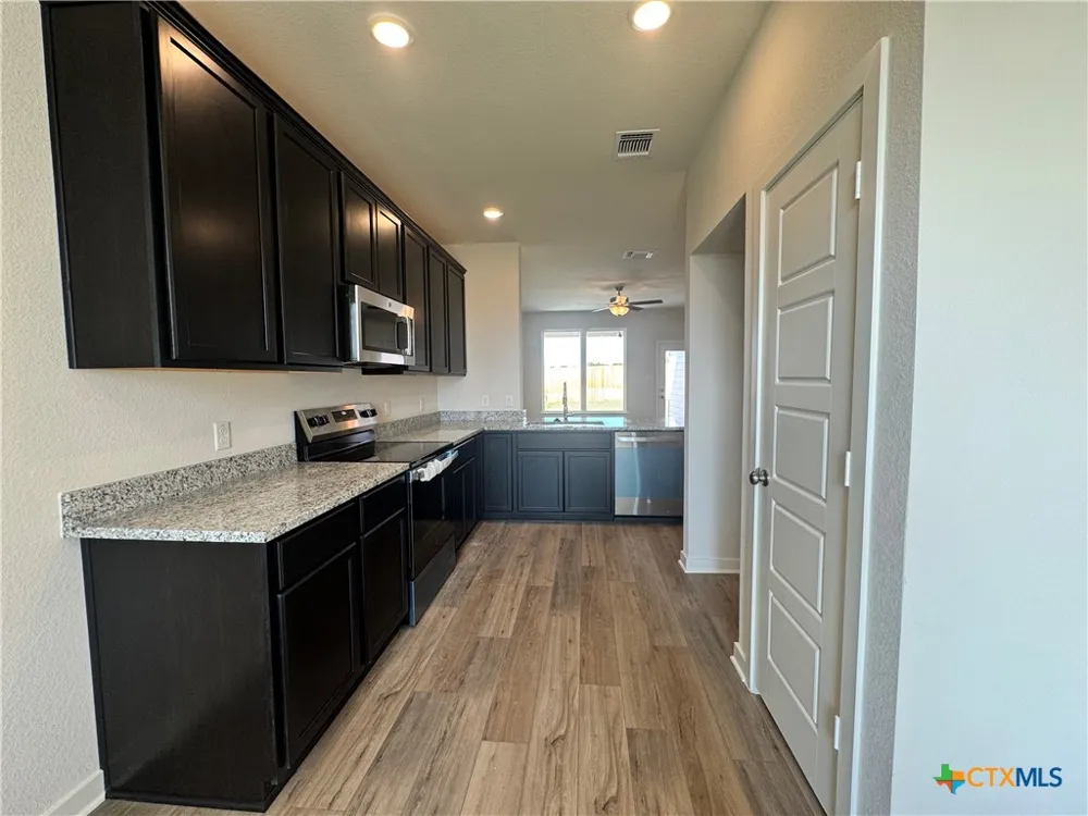 429 Presley Drive Killeen, TX 76542