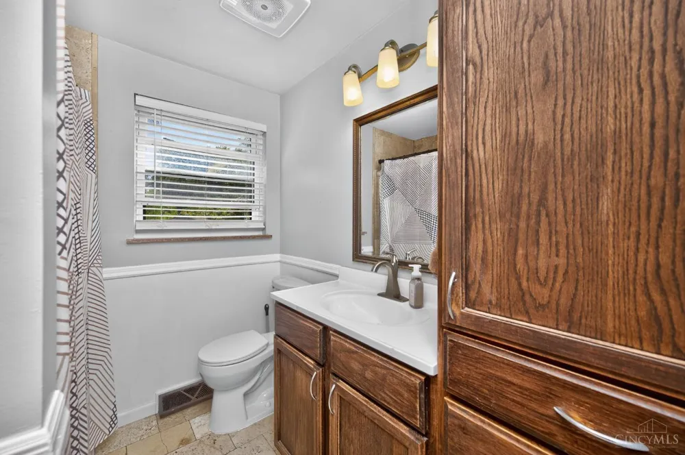 5534 Betty Lane Miami, OH 45150