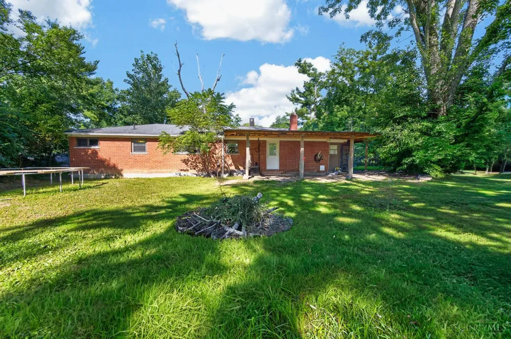 5534 Betty Lane Miami, OH 45150