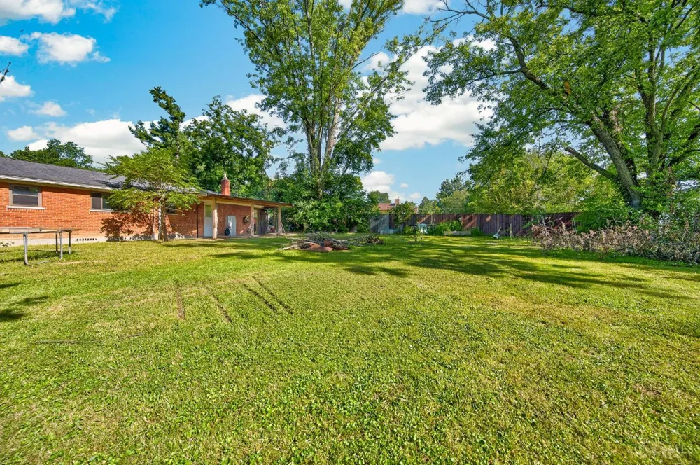5534 Betty Lane Miami, OH 45150