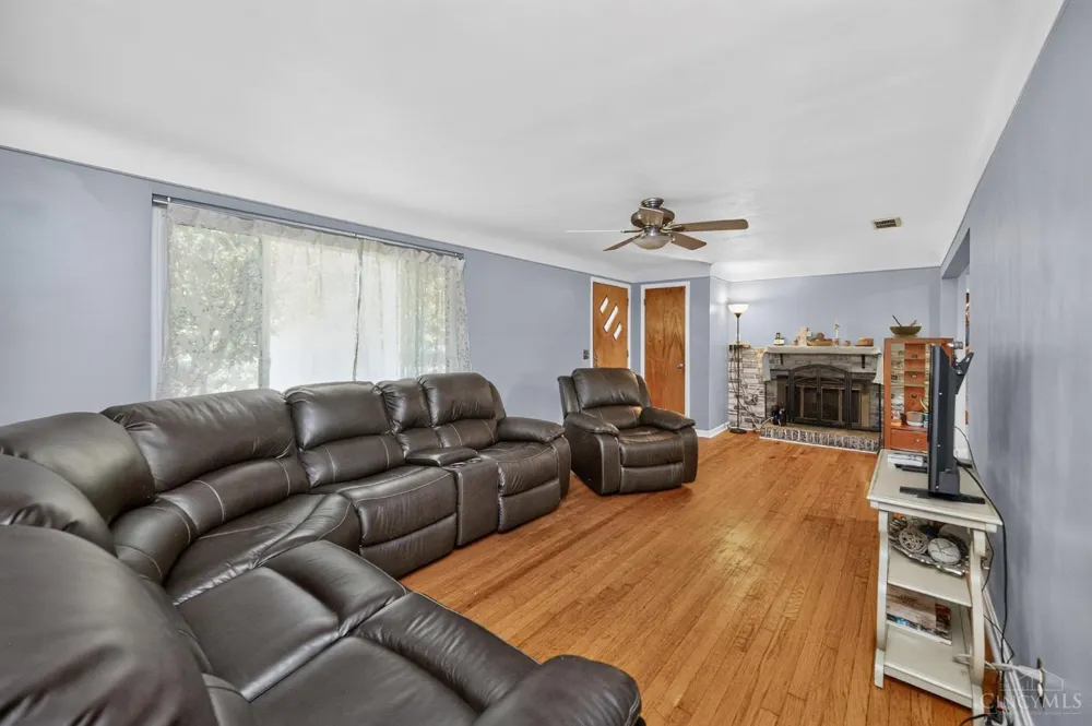 5534 Betty Lane Miami, OH 45150