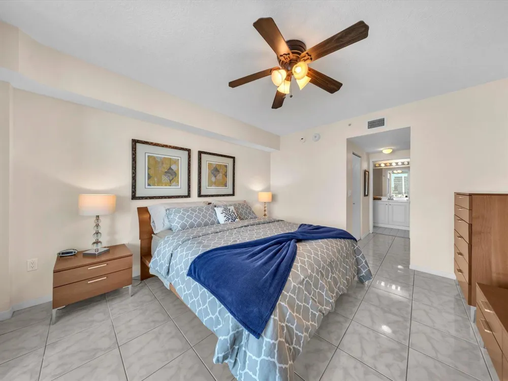 18100 Bay Road #707 Sunny Isles Beach, FL 33160
