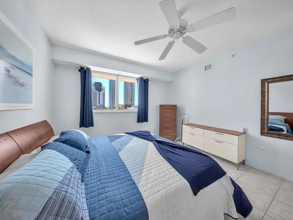 18100 Bay Road #707 Sunny Isles Beach, FL 33160