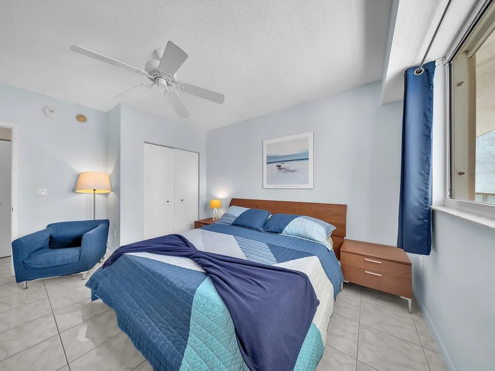 18100 Bay Road #707 Sunny Isles Beach, FL 33160