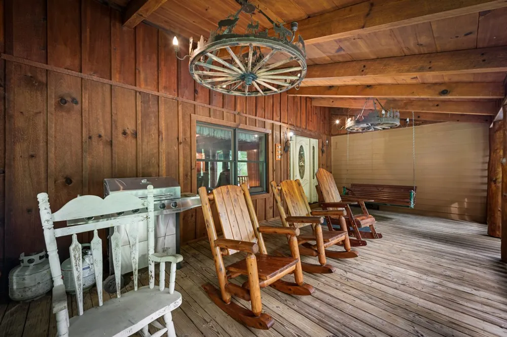 1898 Kimsey Dairy Road Turtletown, TN 37391