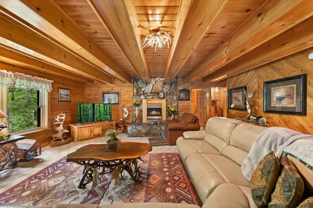 1898 Kimsey Dairy Road Turtletown, TN 37391