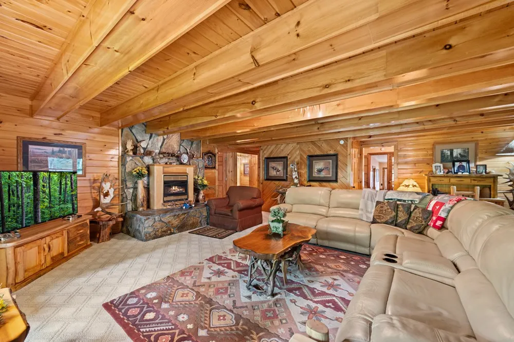 1898 Kimsey Dairy Road Turtletown, TN 37391