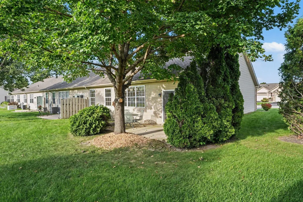 1260 Lily Lane Schererville, IN 46375