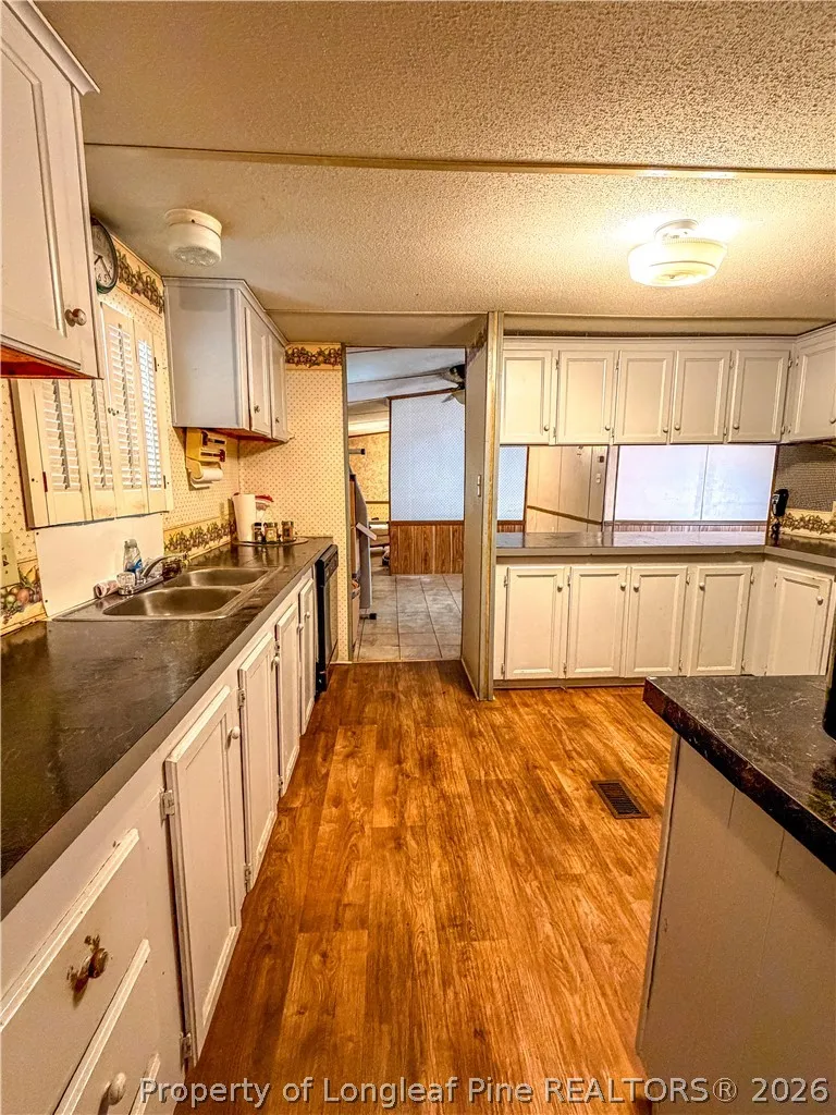 427 Lark Avenue Lumberton, NC 28358