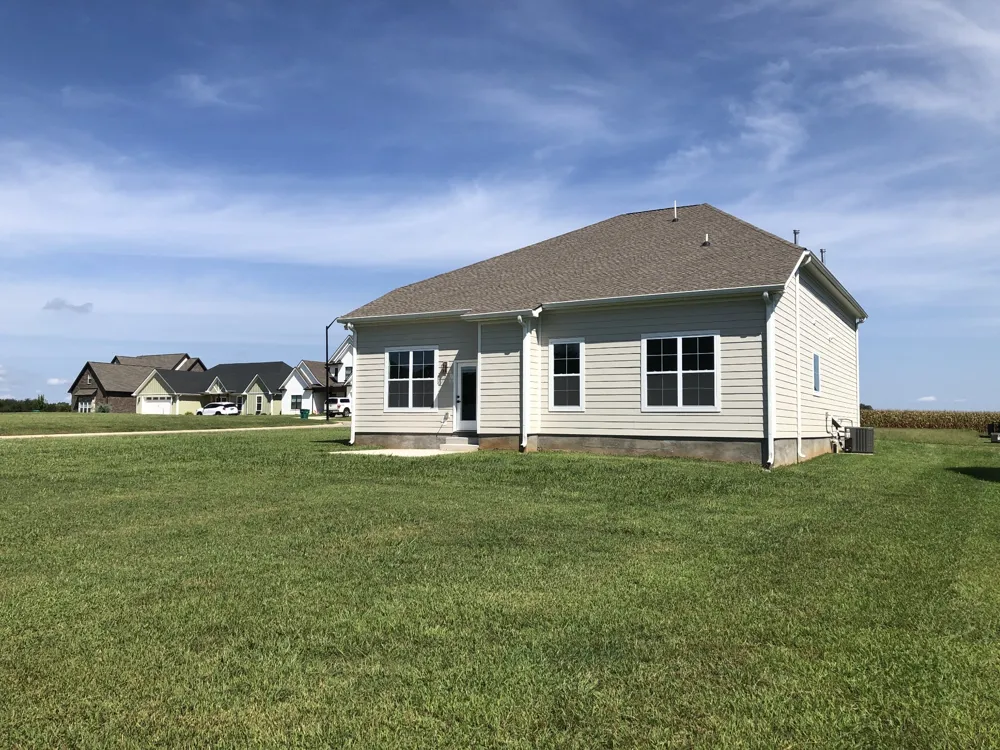 201 Lookout Dr Winchester, TN 37398