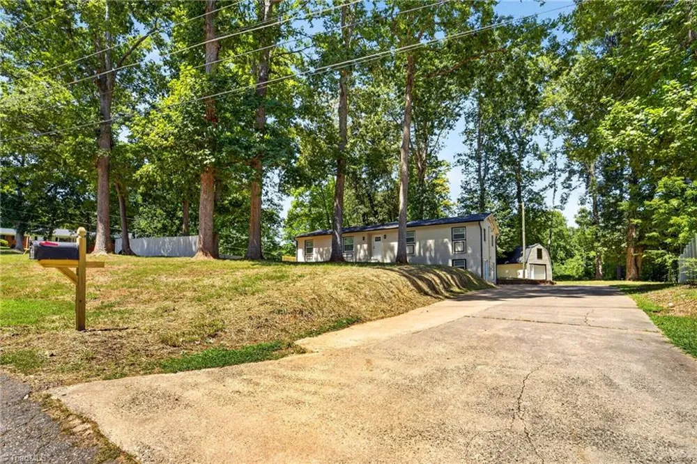 723 Windsor Trail Asheboro, NC 27203