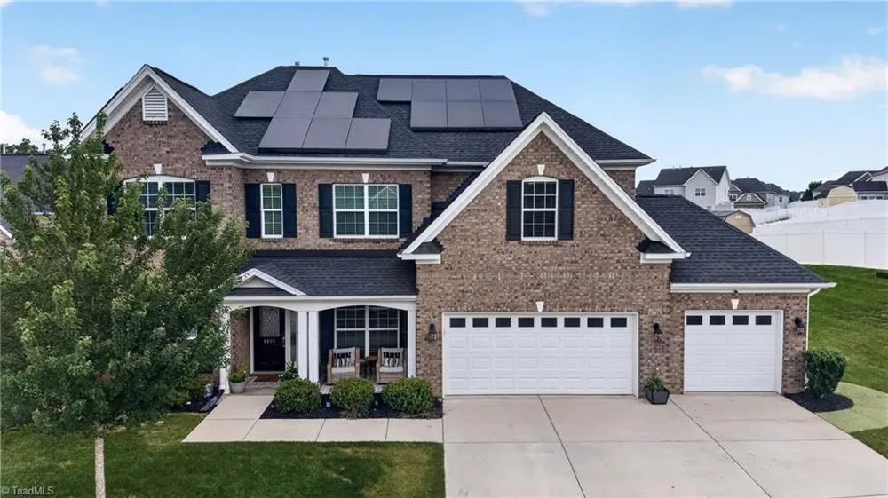 6605 Jockey Club Drive Whitsett, NC 27377
