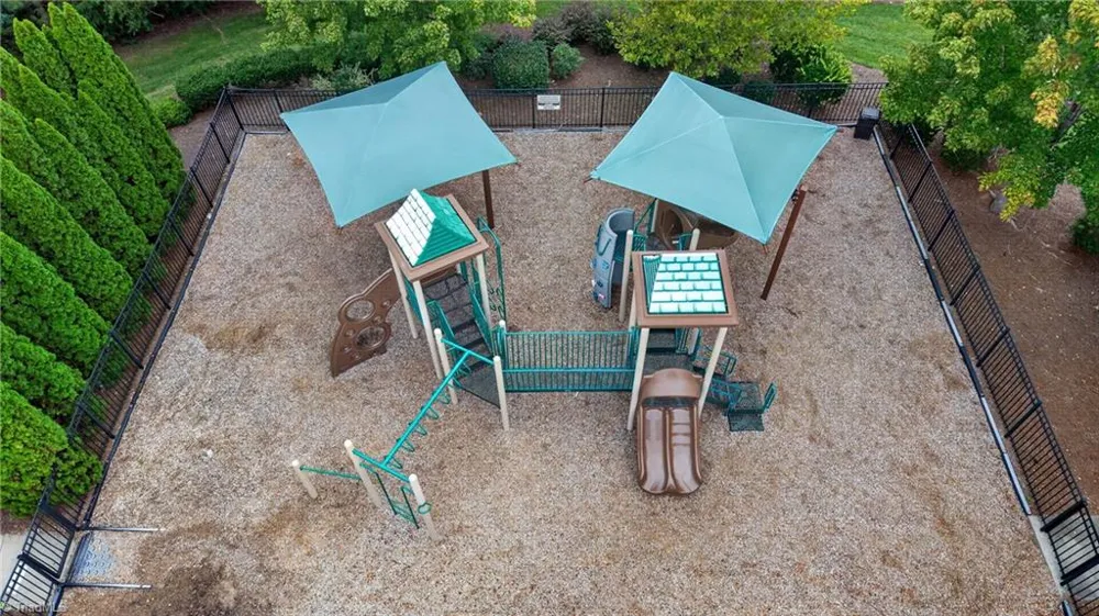 6605 Jockey Club Drive Whitsett, NC 27377