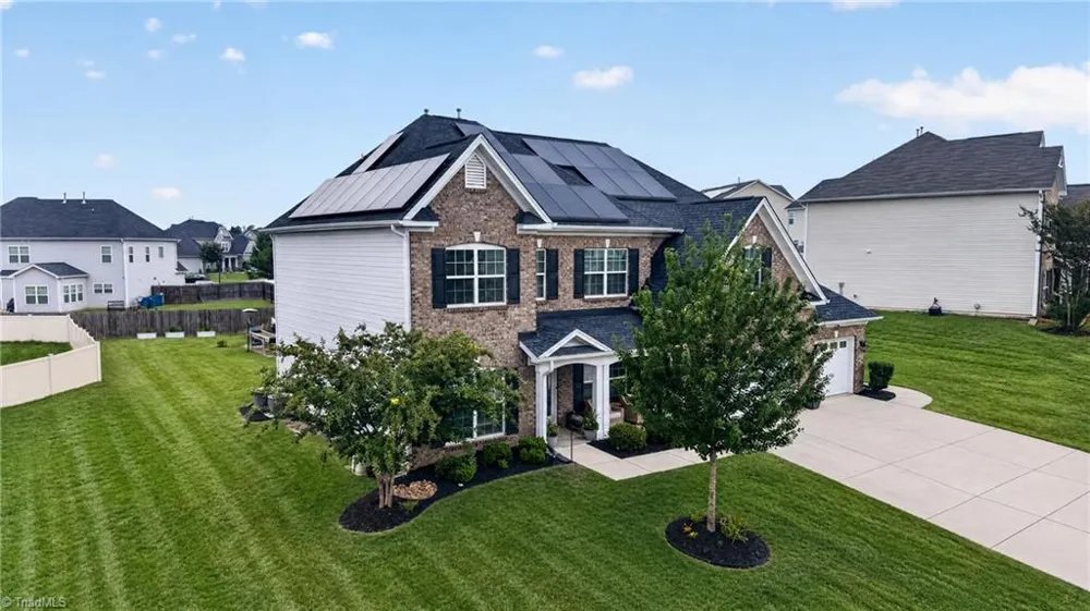 6605 Jockey Club Drive Whitsett, NC 27377