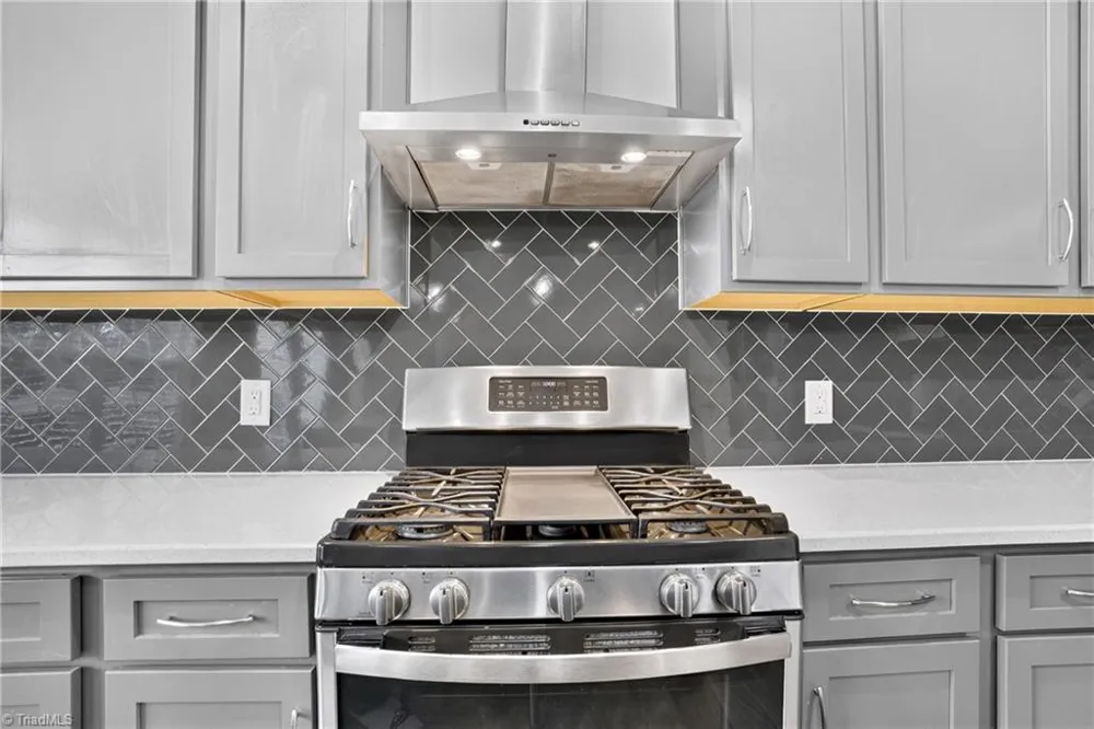 6605 Jockey Club Drive Whitsett, NC 27377