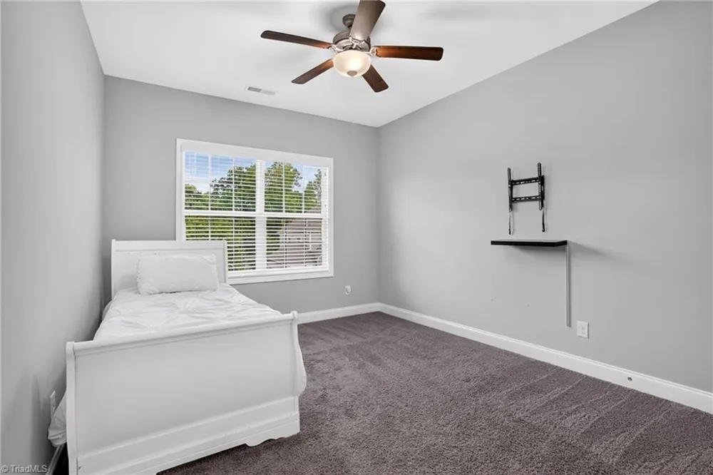 6605 Jockey Club Drive Whitsett, NC 27377