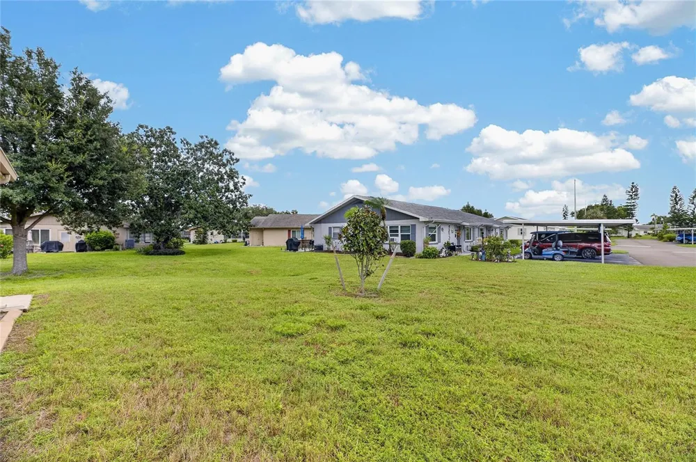110 GLOUCESTER BOULEVARD #346 Sun City Center, FL 33573