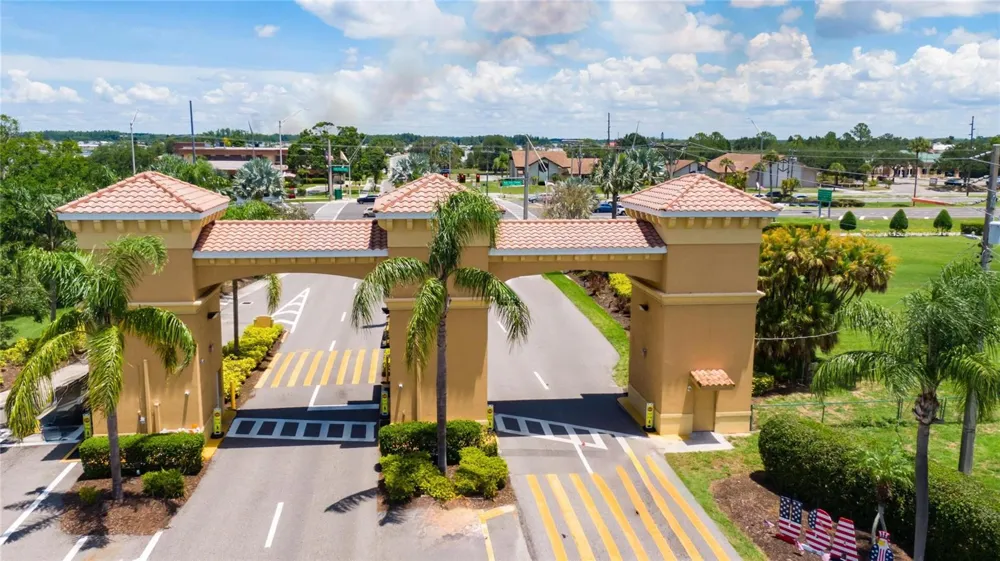 110 GLOUCESTER BOULEVARD #346 Sun City Center, FL 33573