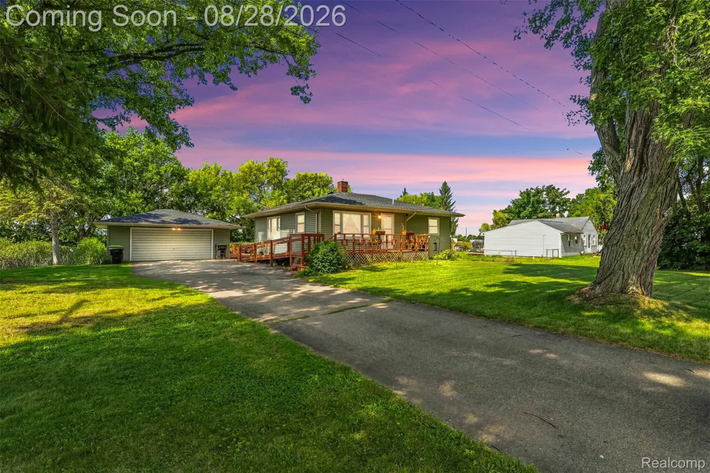 9093 Genesee Road Thetford Township, MI 48458