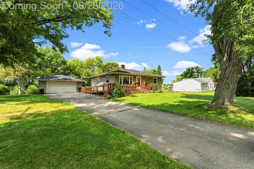9093 Genesee Road Thetford Township, MI 48458