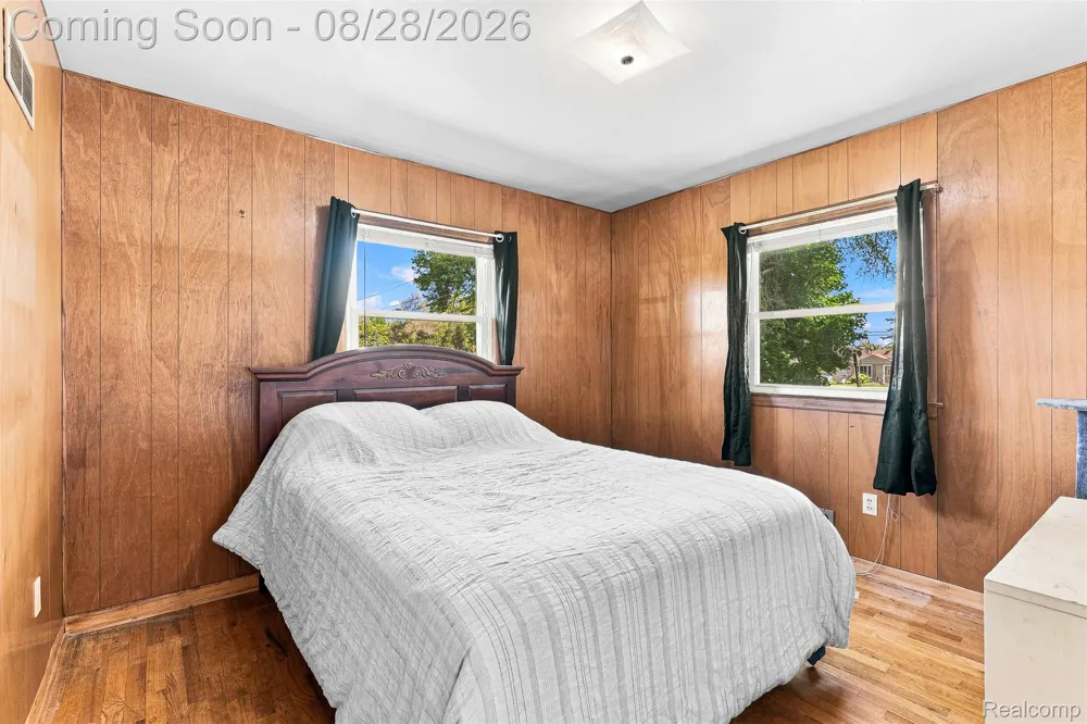 9093 Genesee Road Thetford Township, MI 48458