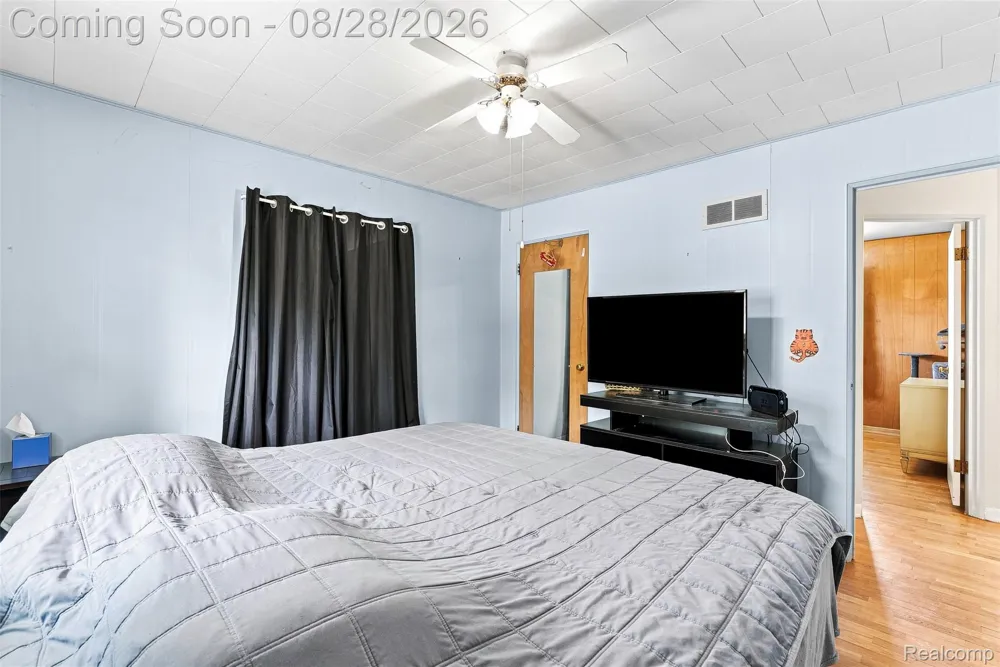 9093 Genesee Road Thetford Township, MI 48458