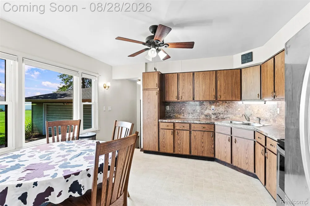 9093 Genesee Road Thetford Township, MI 48458