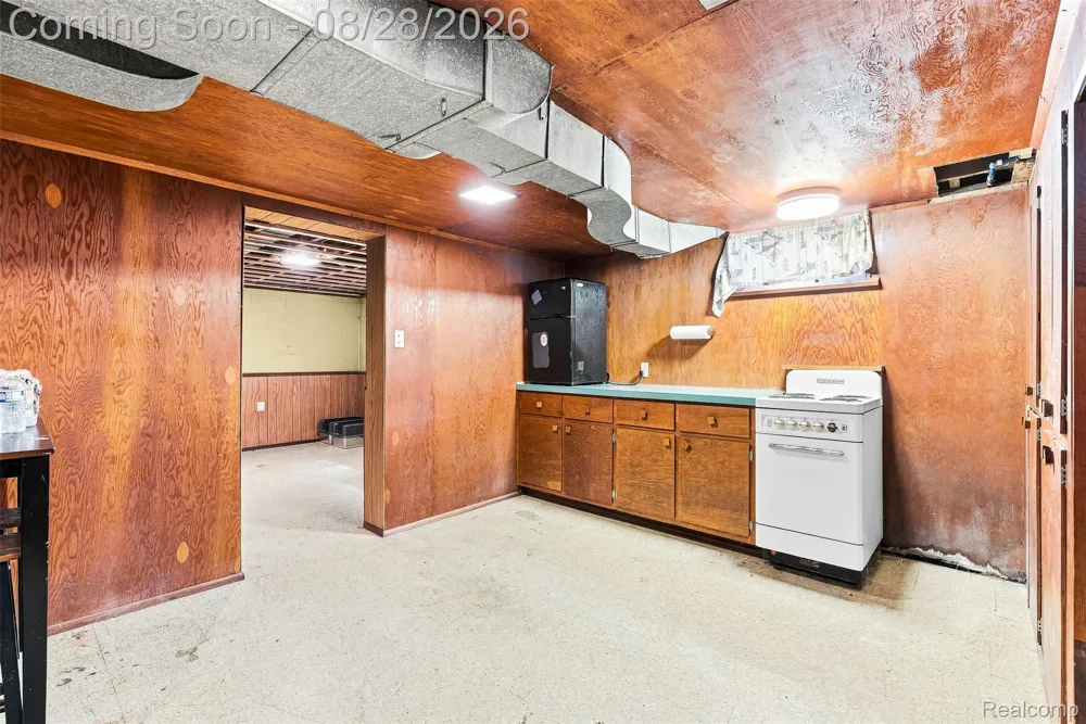 9093 Genesee Road Thetford Township, MI 48458
