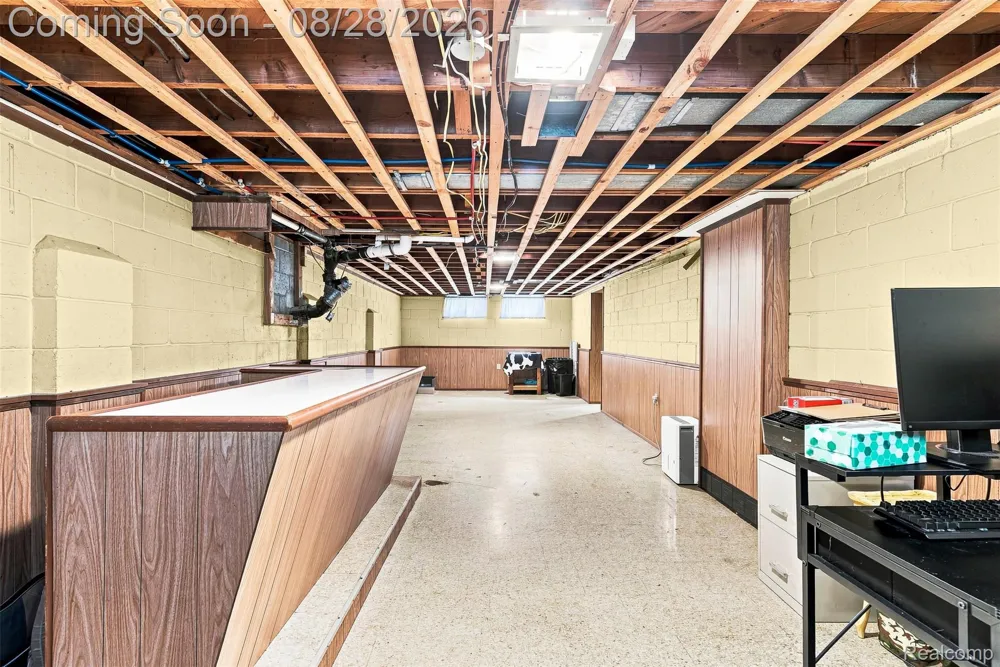 9093 Genesee Road Thetford Township, MI 48458