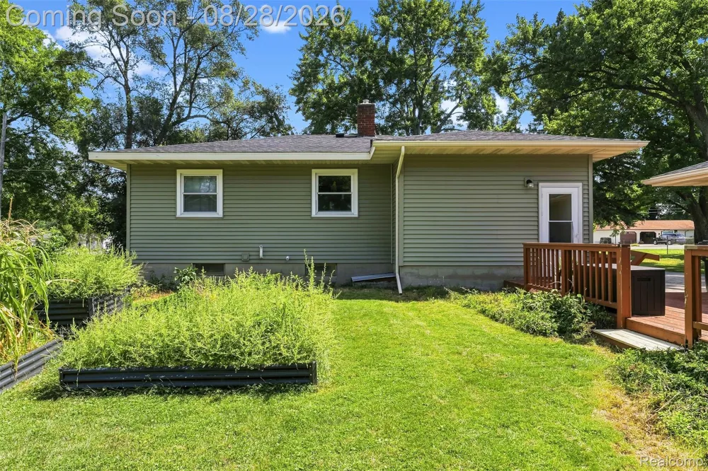 9093 Genesee Road Thetford Township, MI 48458