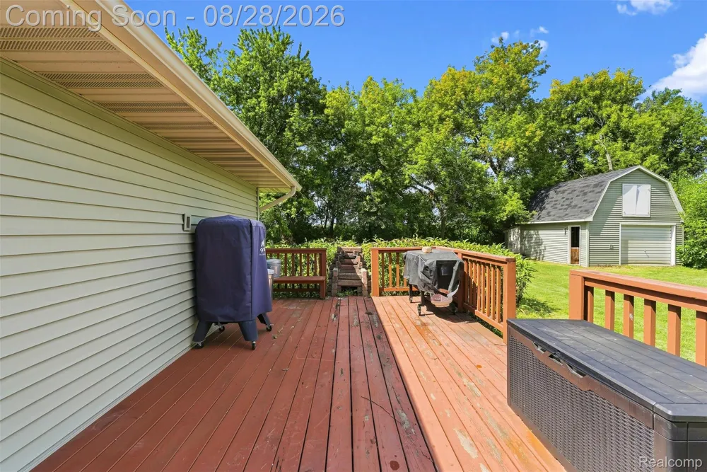 9093 Genesee Road Thetford Township, MI 48458