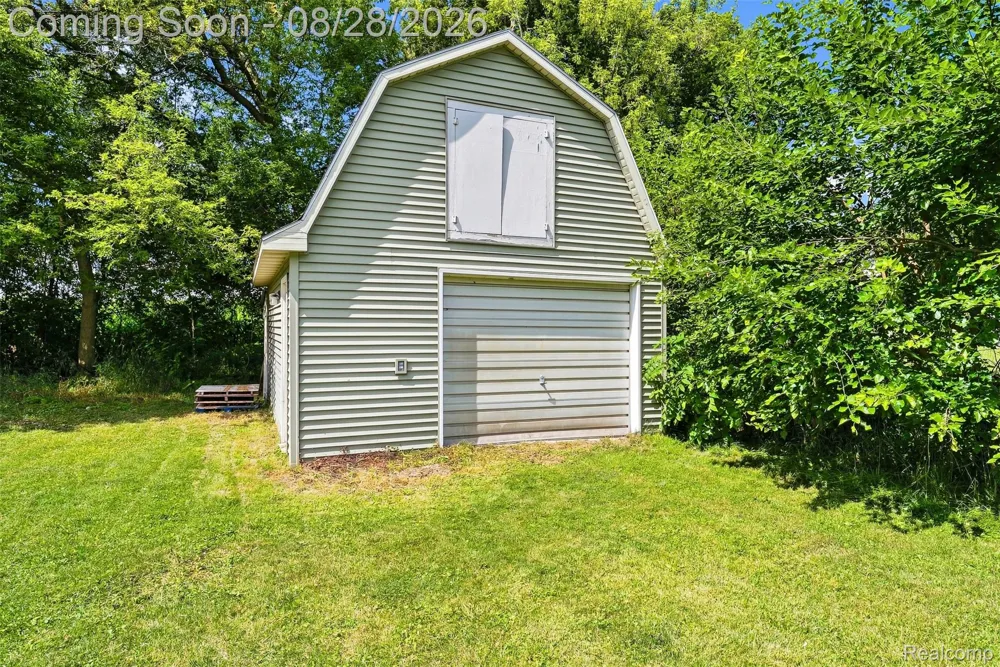 9093 Genesee Road Thetford Township, MI 48458