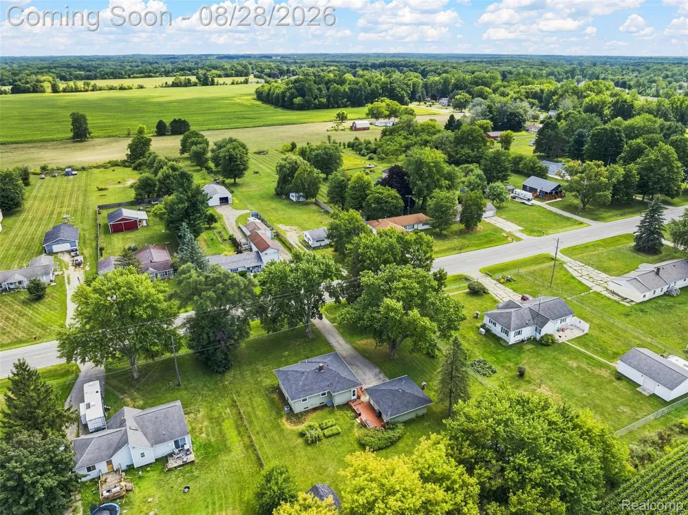 9093 Genesee Road Thetford Township, MI 48458