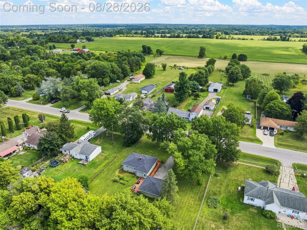 9093 Genesee Road Thetford Township, MI 48458