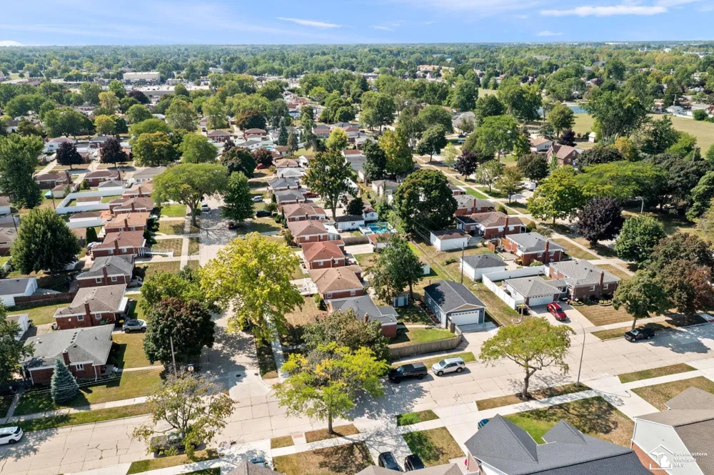 2320 Sherwood Street Trenton City, MI 48183