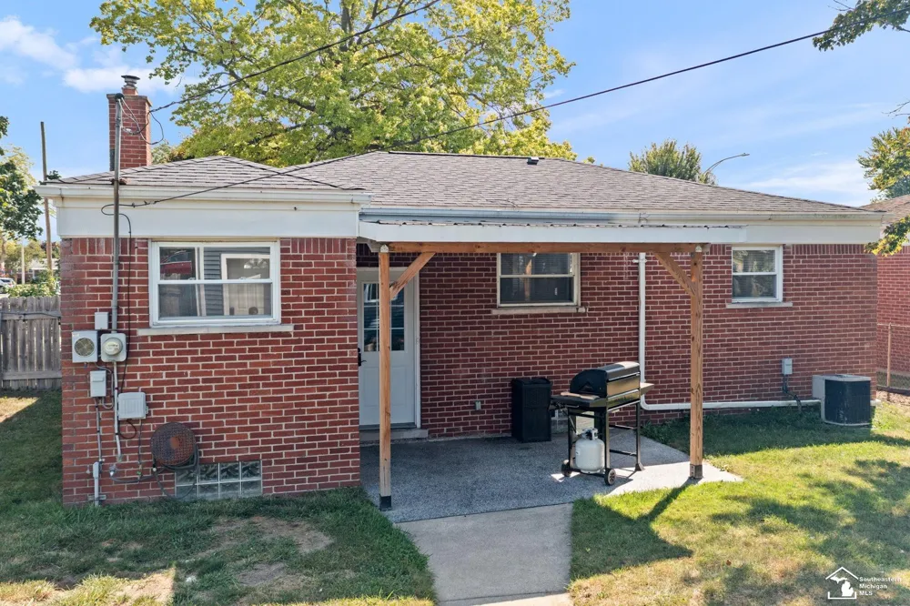 2320 Sherwood Street Trenton City, MI 48183